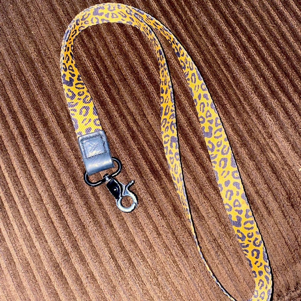 Leopard print Thread Wallet Lanyard